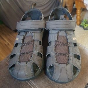 size 7 teva sandals